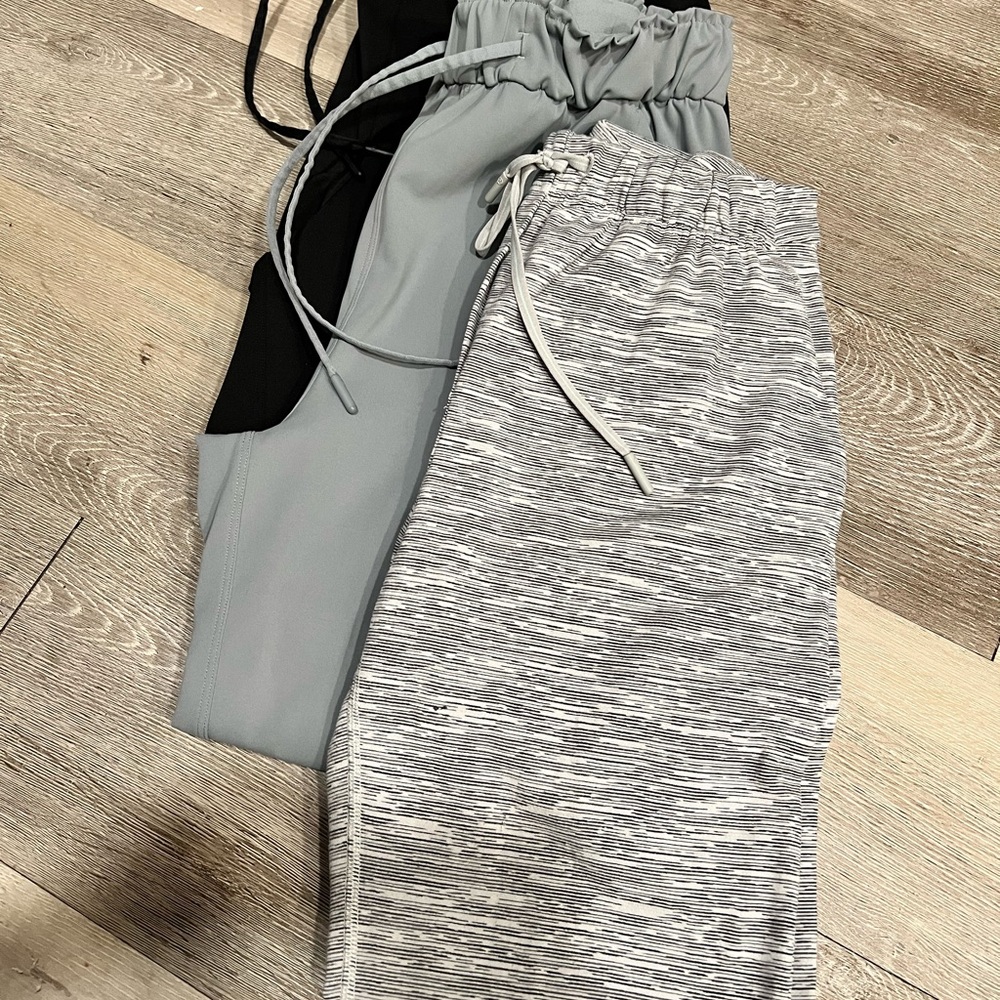 LULULEMON PANT BUNDLE (2)